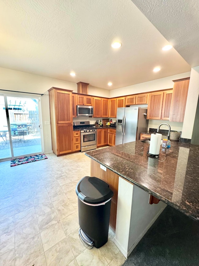 2363 Dahlia Way, Medford, OR 97501 - photo 6