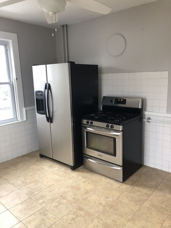 60 Linden St unit 2, Salem, MA 01970 - photo 7