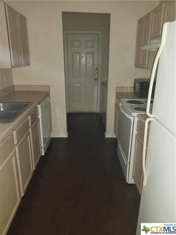 941 Sagewood Trail, San Marcos, TX 78666 - photo 4