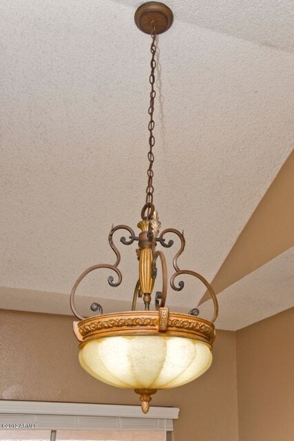AMAZING LIGHT FIXTURES!
