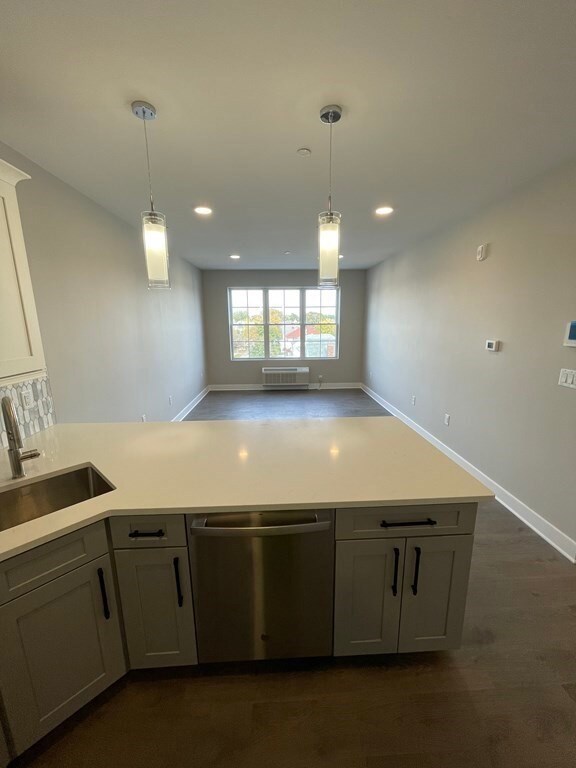 511 Hancock St unit 408, Quincy, MA 02170 - photo 2