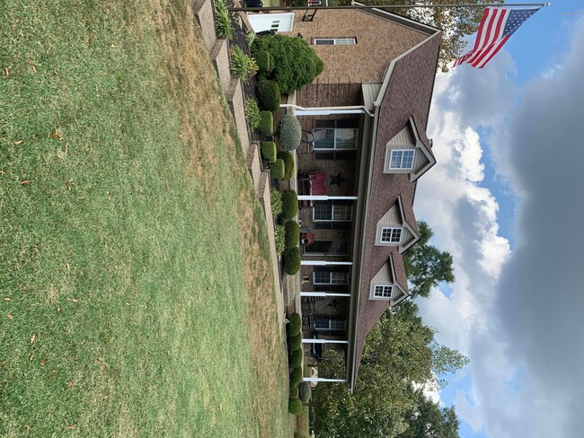 178 Brian Dr, Shepherdsville, KY 40165 - photo 2