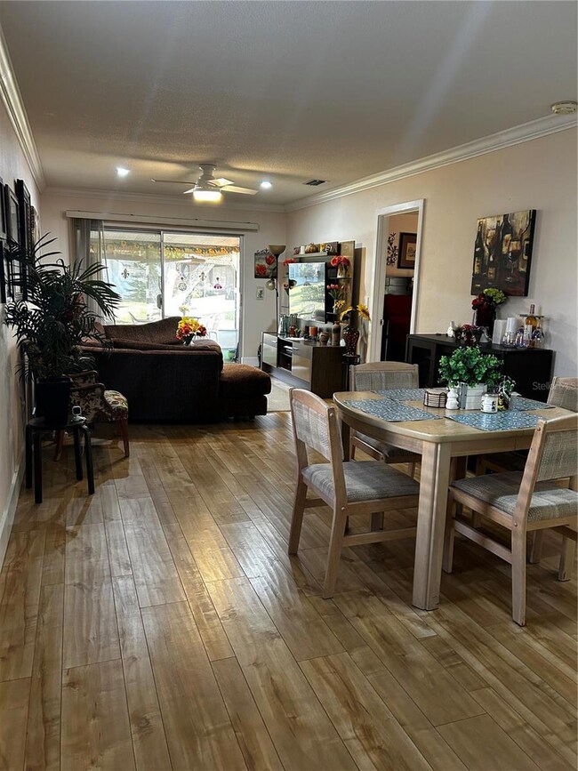 5059 Live Oak Cir unit B, Bradenton, FL 34207 - photo 5