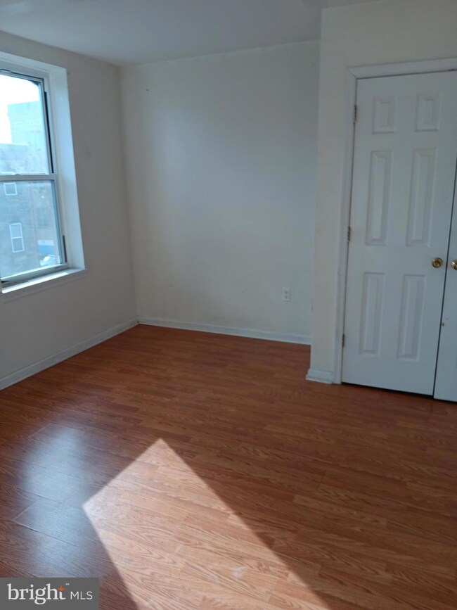 1611 Christian St unit 1, Philadelphia, PA 19146 - photo 5