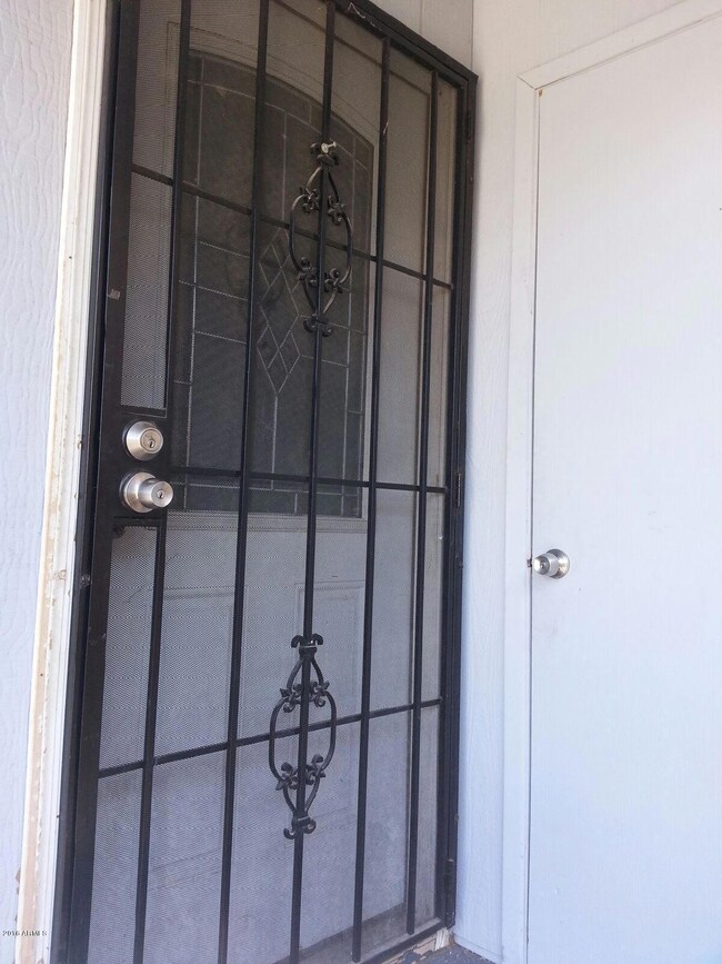 1843 Spring 201 front door