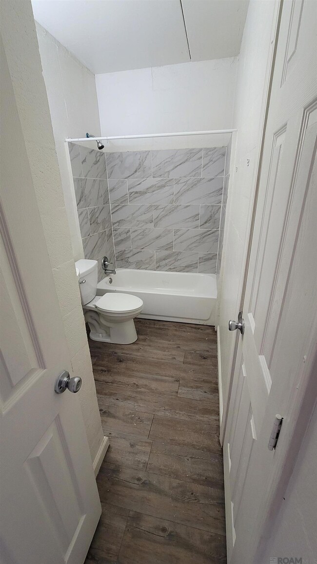 1612 N Coontrap Rd unit 15, Gonzales, LA 70737 - photo 7