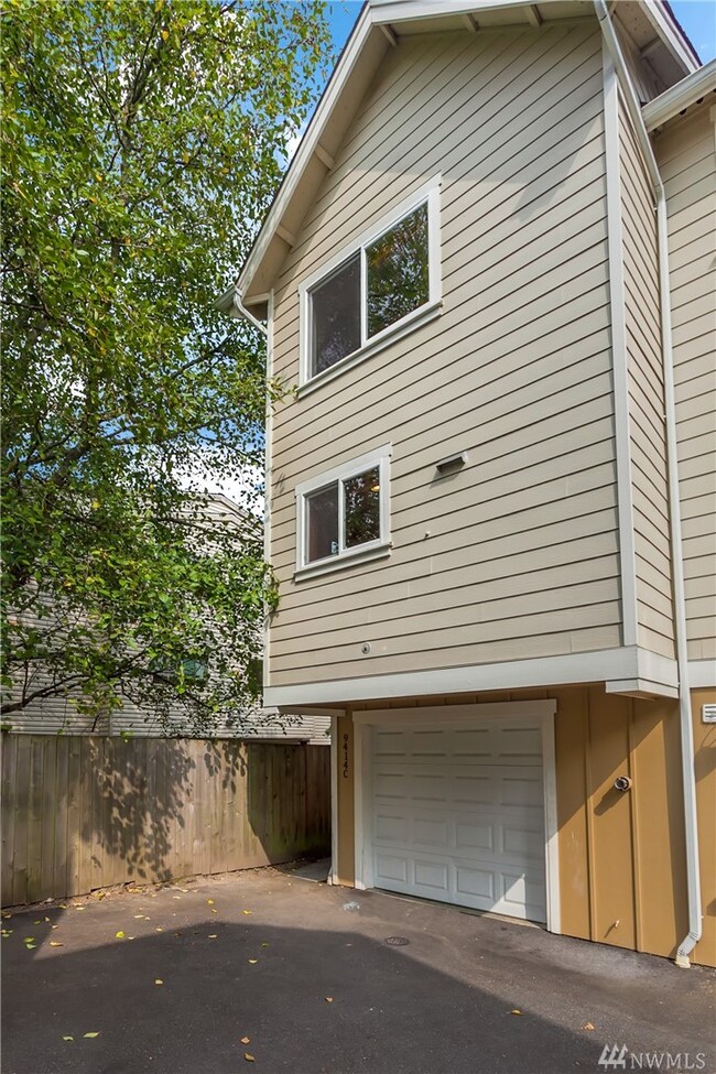 9414 Fremont Ave N unit C, Seattle, WA 98103 - photo 2
