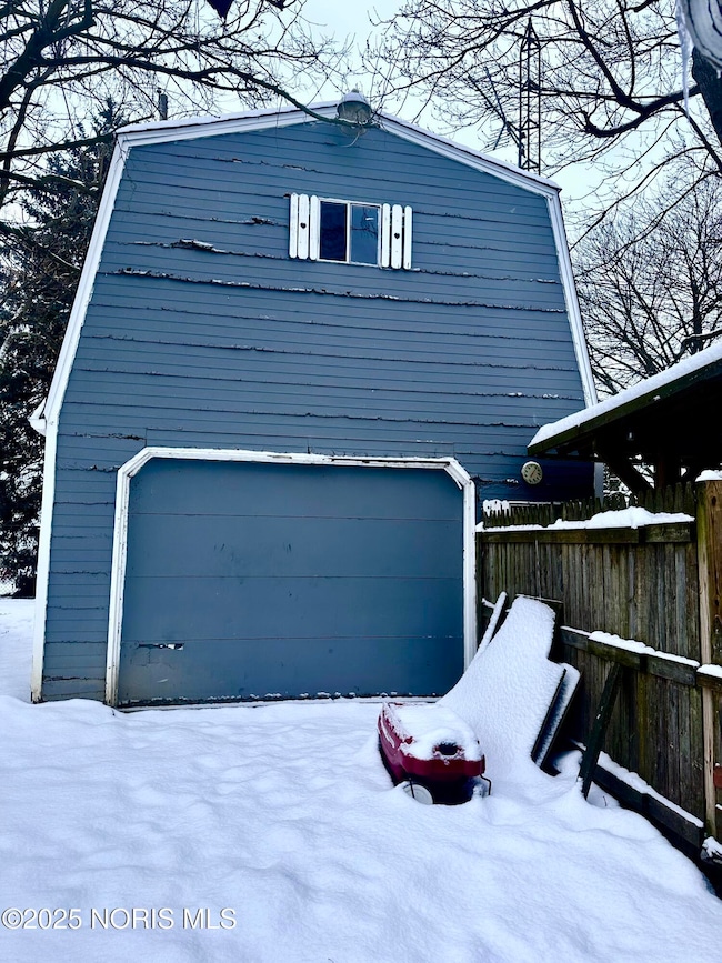 1003 Davidson St, Defiance, OH 43512 - photo 2