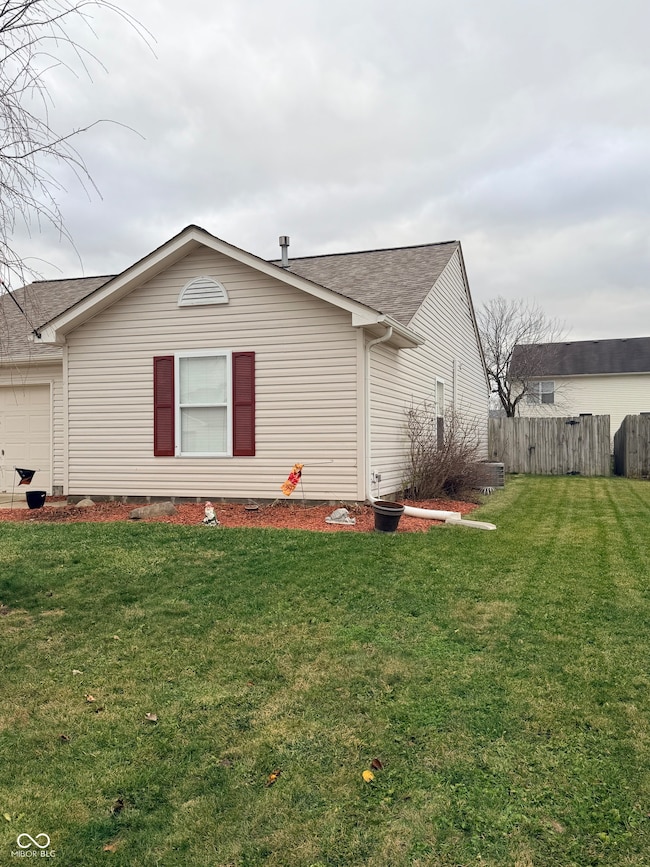 1625 Willowview Ln, Greenfield, IN 46140 - photo 5