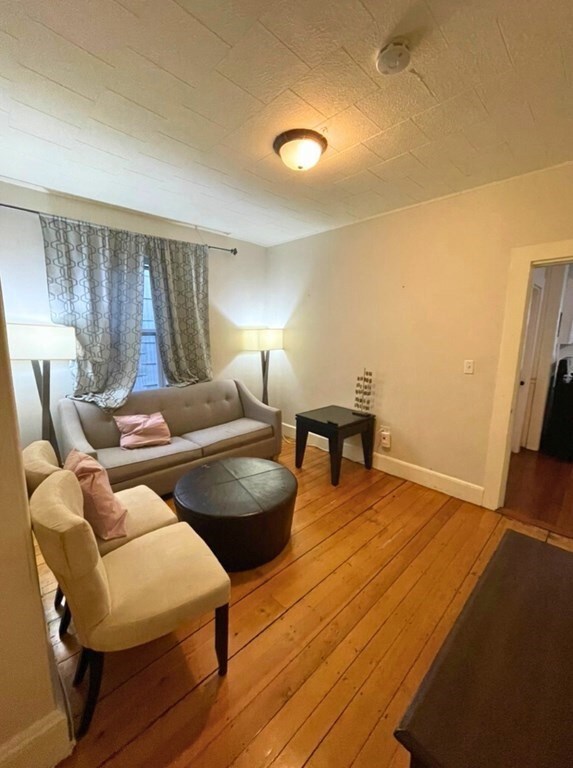 334 Hurley St unit 3, Cambridge, MA 02141 - photo 5