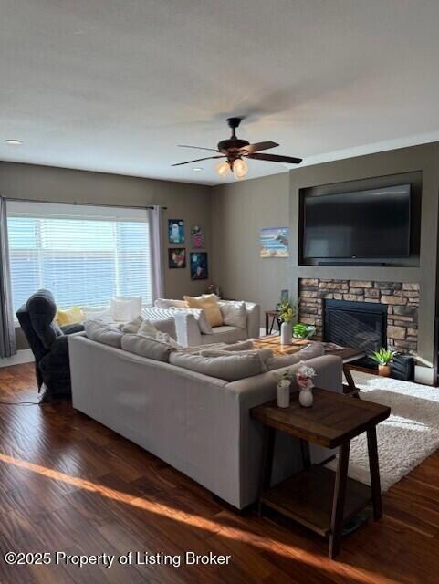 1869 Yellowstone Cir, Dickinson, ND 58601 - photo 7