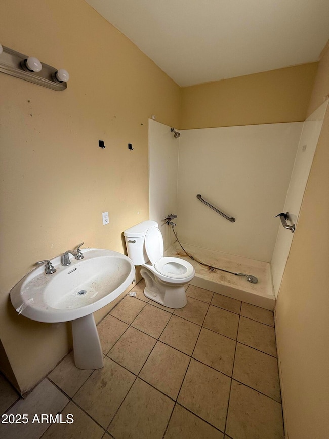 3921 E Sahuaro Dr, Phoenix, AZ 85028 - photo 6