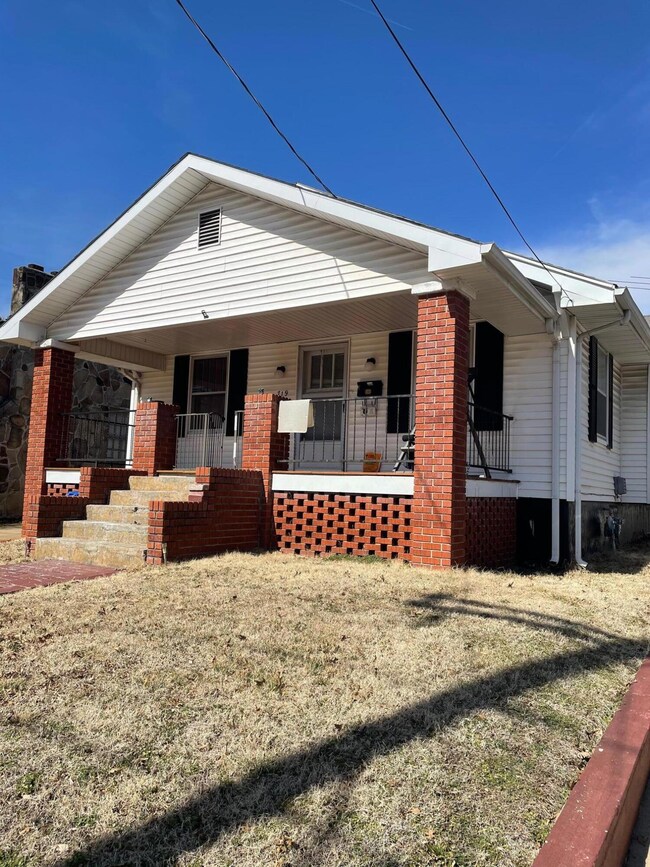 719 W Webstr Front from road