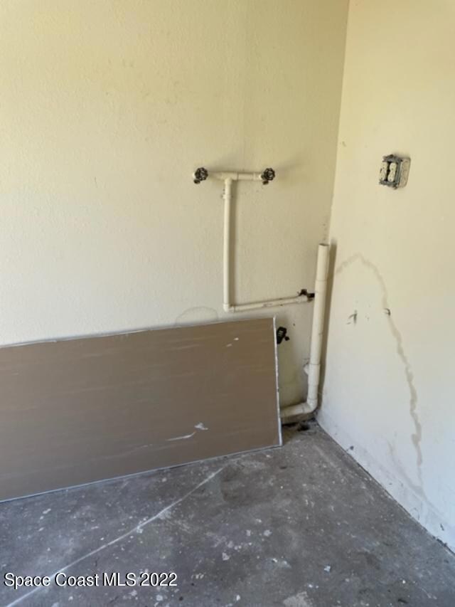 laundry room unit 2