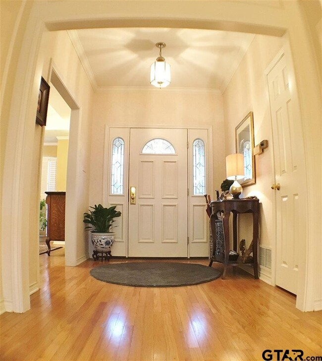 5705 5705 Churchill Dr, Tyler, TX 75703 - photo 4