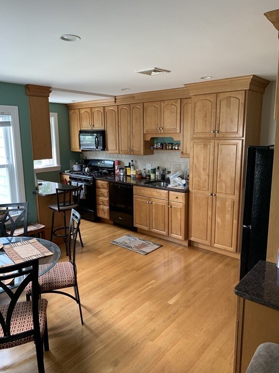 106 West St unit 108, Newton, MA 02458 - photo 2