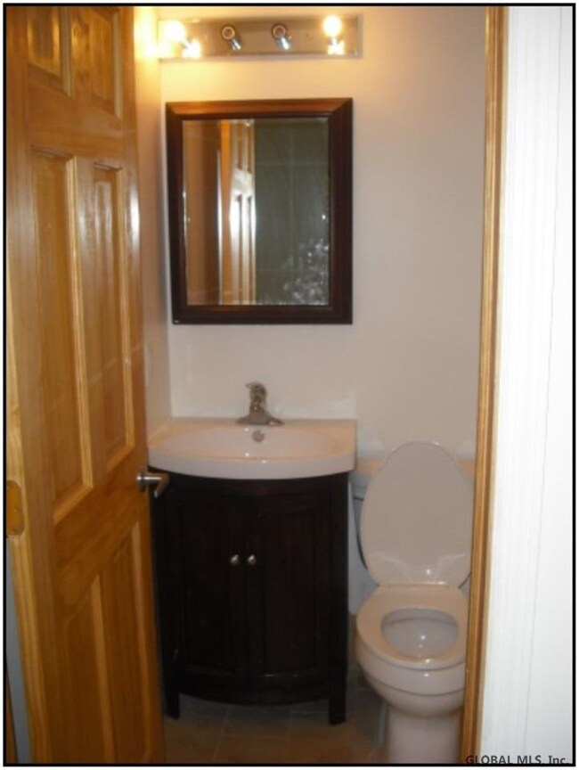 811 Madison Ave, Albany, NY 12208 - photo 6