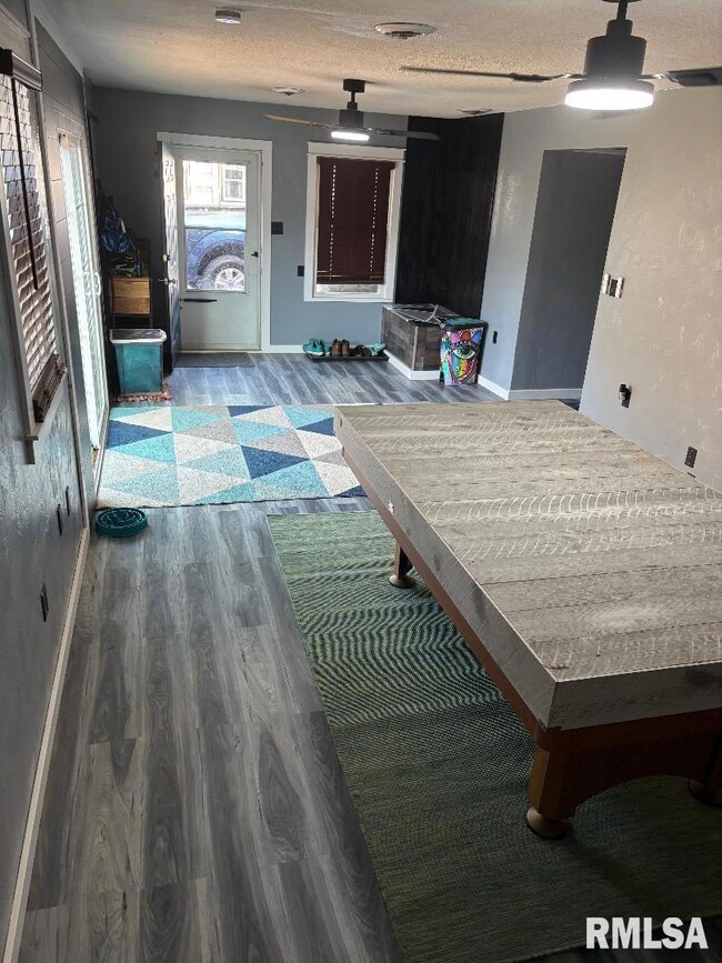 2008 W 70th St, Davenport, IA 52806 - photo 5