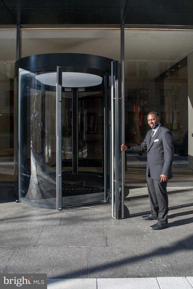 The Residences at CityCenter unit 908, Washington, DC 20001 - photo 2