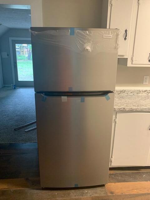 Kitchen NEW refrigerator