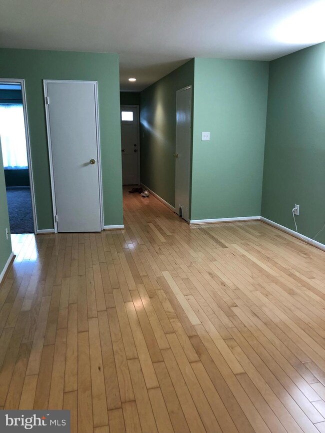 41 Kearney Dr, North Wales, PA 19454 - photo 5