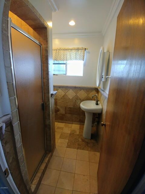 Master Bath 1