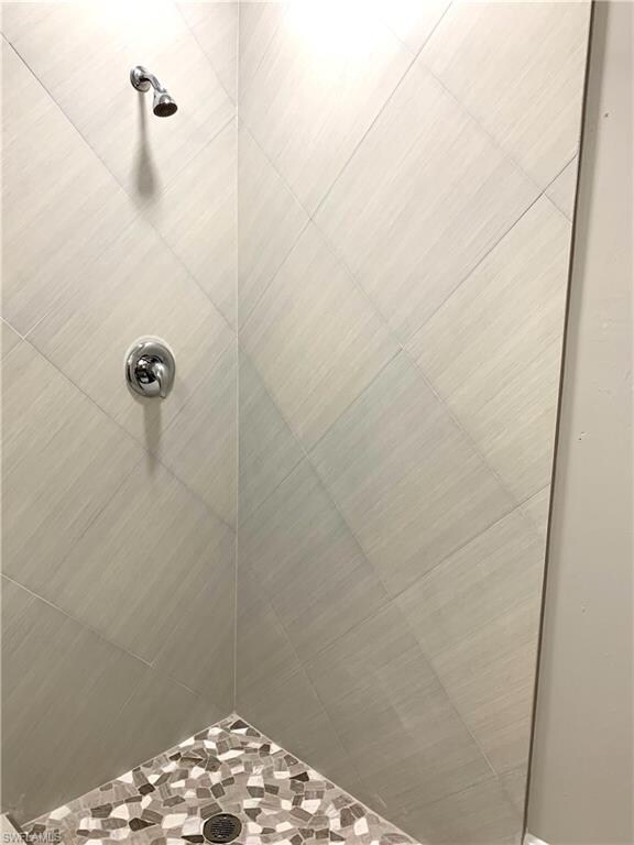 7469 Pebble Beach Rd, Fort Myers, FL 33967 - photo 5