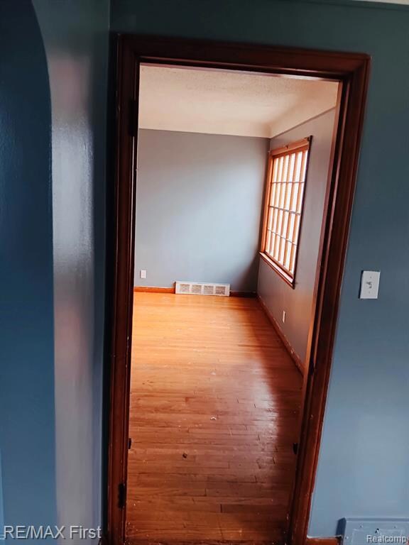 15625 Bringard Dr, Detroit, MI 48205 - photo 6