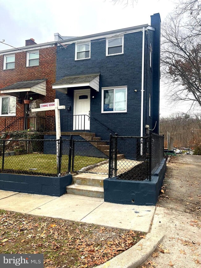 4201 Hildreth St SE, Washington, DC 20019 - photo 2