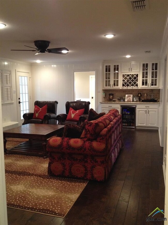 3914 Pinedale Place, Tyler, TX 75701 - photo 7