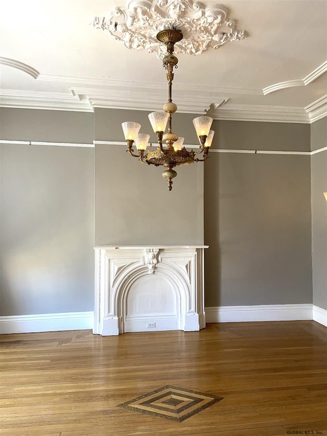 130 Chestnut St, Albany, NY 12210 - photo 2