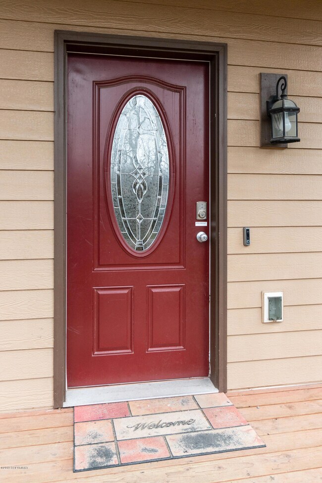 8_EntryExterior