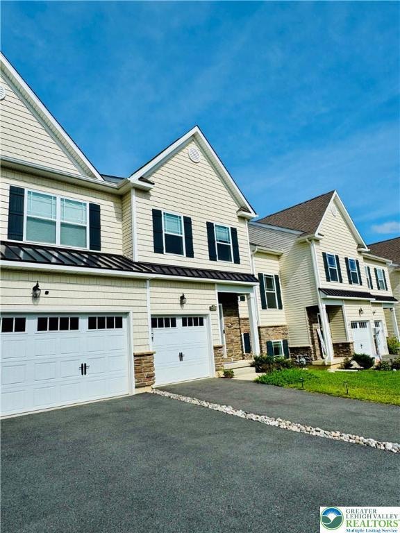 4435 Benjamin Ct, Emmaus, PA 18049 - photo 2