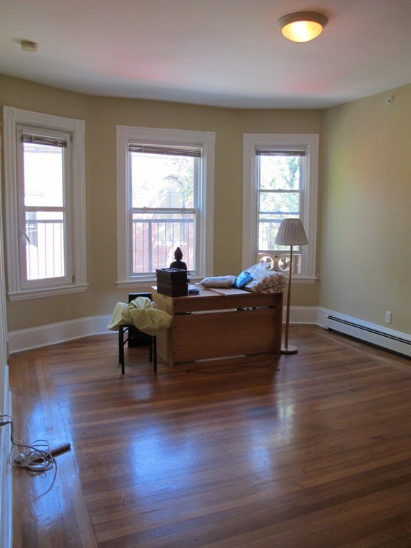1 Fayette St unit 3, Cambridge, MA 02139 - photo 3