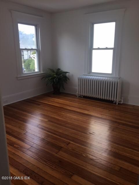 15 Valley Rd unit 2nd Floor, Cos Cob, CT 06807 - photo 3