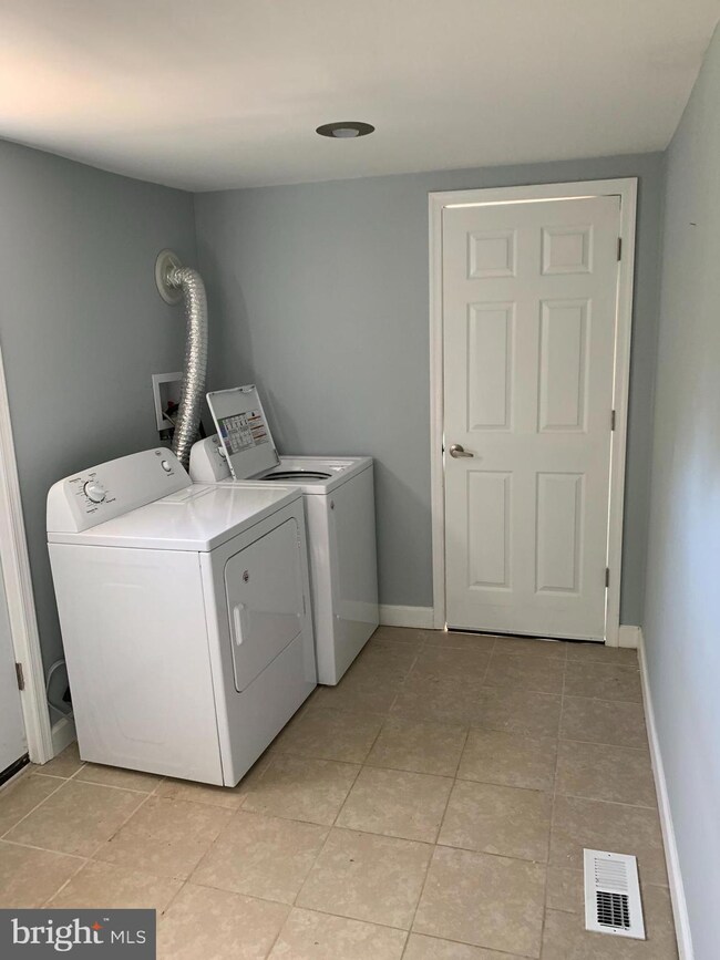 450 Raven Rd, Stafford, VA 22554 - photo 7