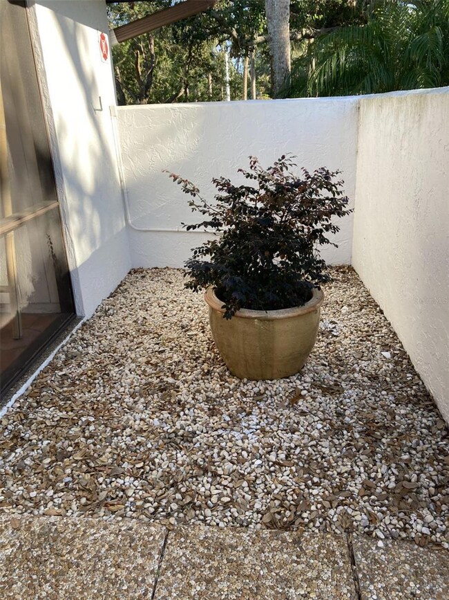 3500 El Conquistador Pkwy unit 307, Bradenton, FL 34210 - photo 4