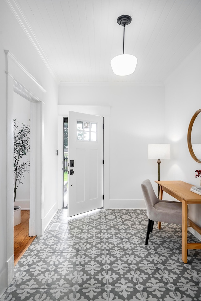 227 Kershaw St NE, Aiken, SC 29801 - photo 5