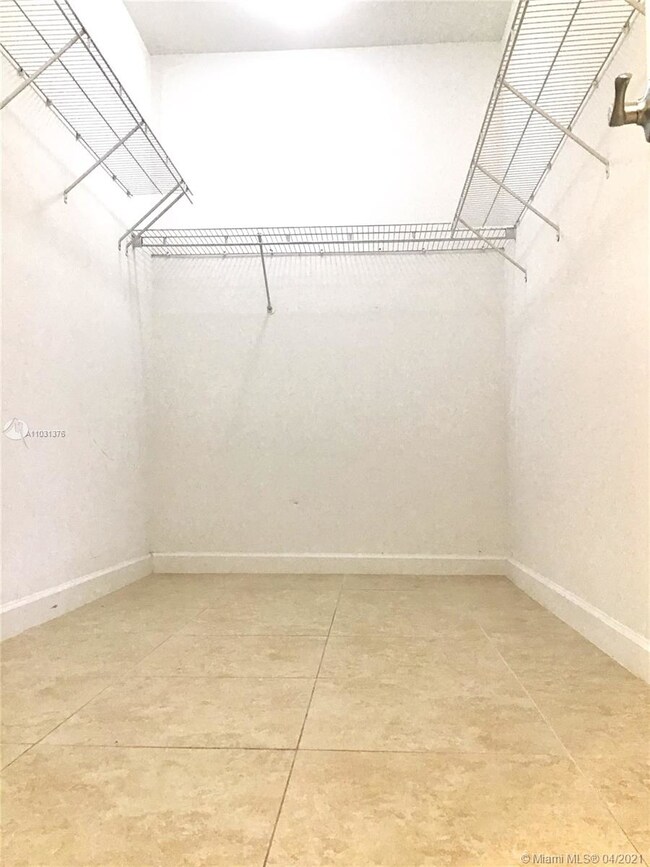 2504 SW 14th Ave unit 602, Fort Lauderdale, FL 33315 - photo 7