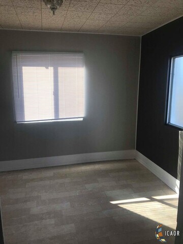 543 W Euclid Ave, El Centro, CA 92243 - photo 2