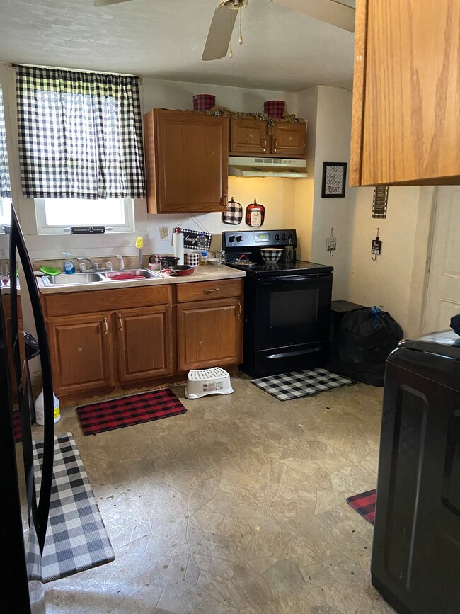 504 W 17th St, Anderson, IN 46016 - photo 6