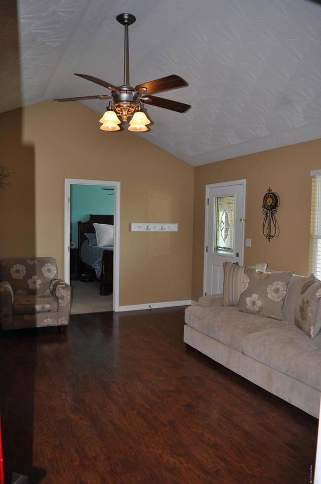 179 Forest Ridge Dr, Mount Washington, KY 40047 - photo 4