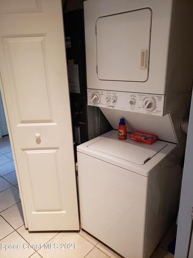 160 S Shepard Dr unit 16, Cocoa Beach, FL 32931 - photo 6