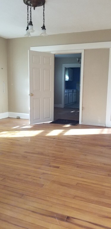 866 Pleasant St, Rochdale, MA 01542 - photo 5