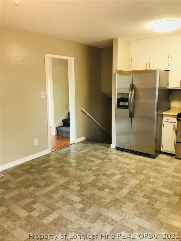 7566 Jennings Ln unit 2, Fayetteville, NC 28303 - photo 5