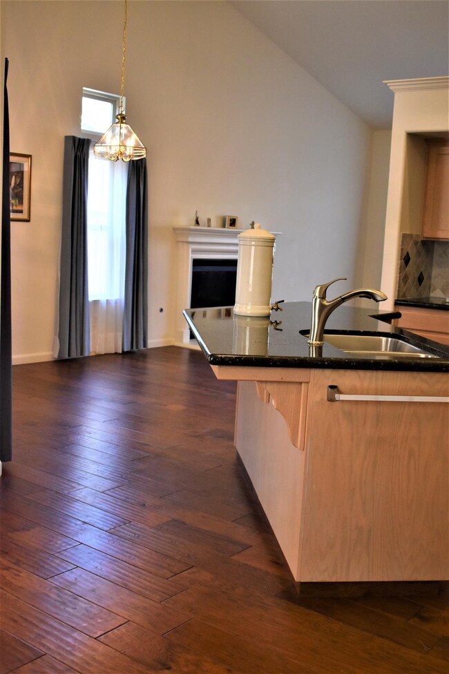 2777 N Mckelvey Ave, Fresno, CA 93727 - photo 6