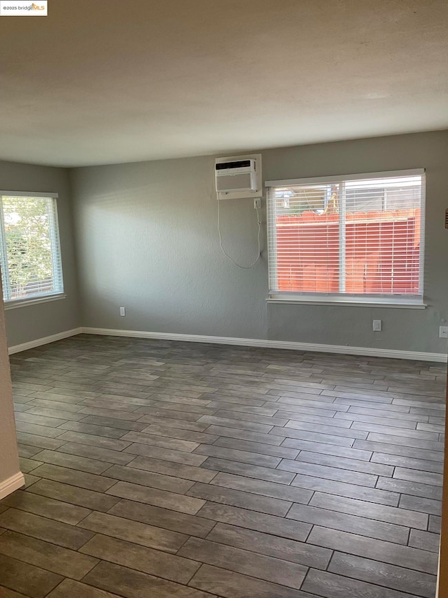 730 Stinson Blvd unit 412, Minneapolis, MN 55413 - photo 2