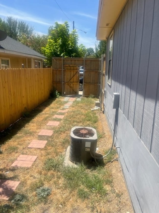 424 Mount Auburn Ave, Dallas, TX 75223 - photo 4