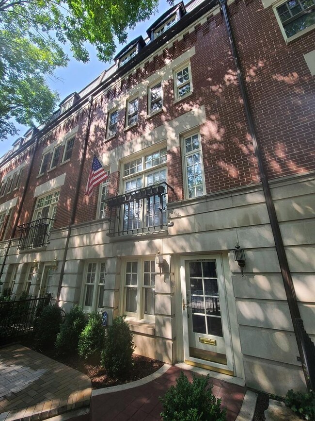 2644 N Southport Ave, Chicago, IL 60614 - photo 2