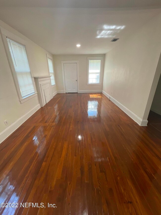 1478 Hamilton St, Jacksonville, FL 32205 - photo 4